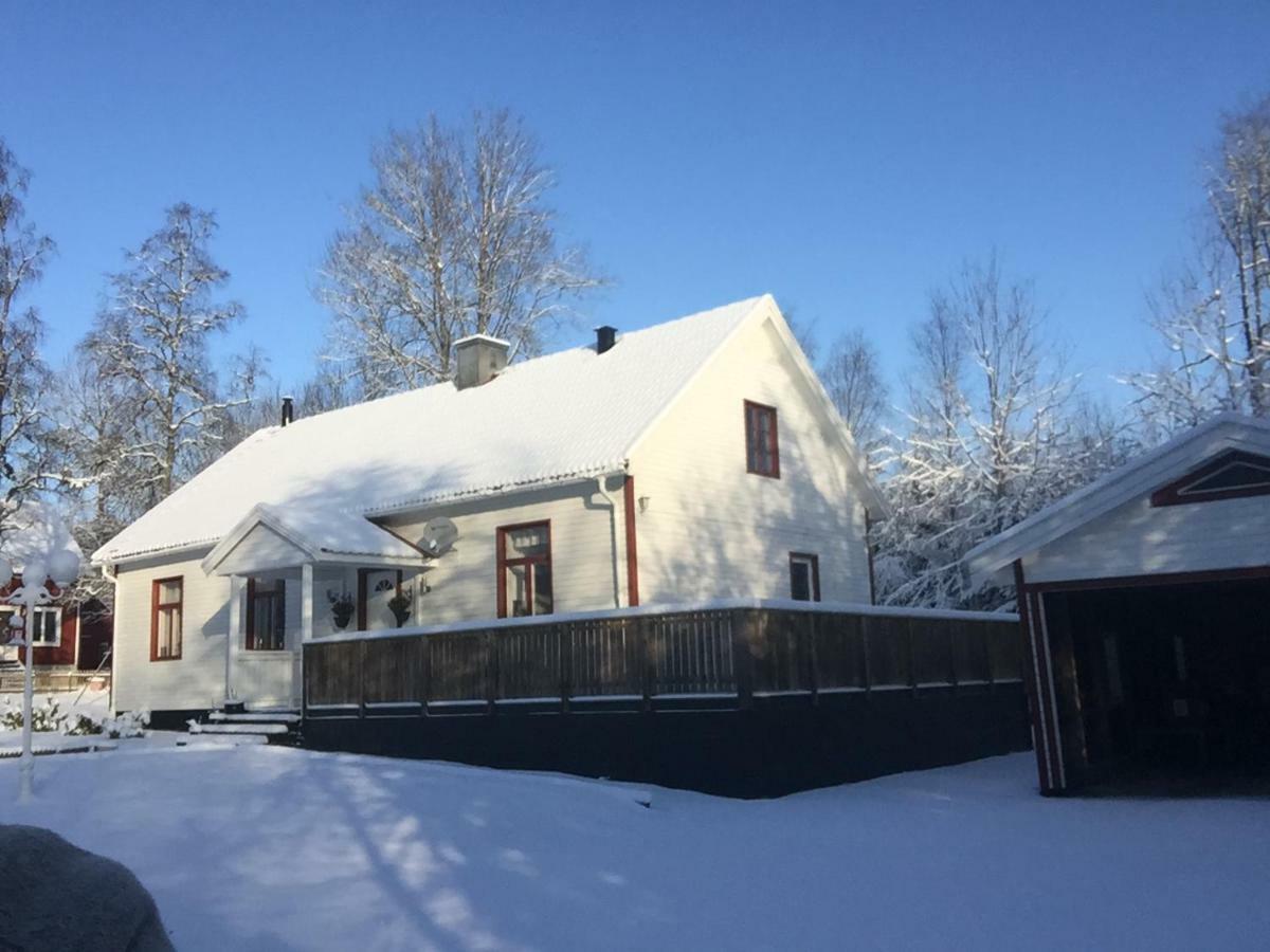 Ferienhaus Am Mycklaflon Eksjo Bagian luar foto
